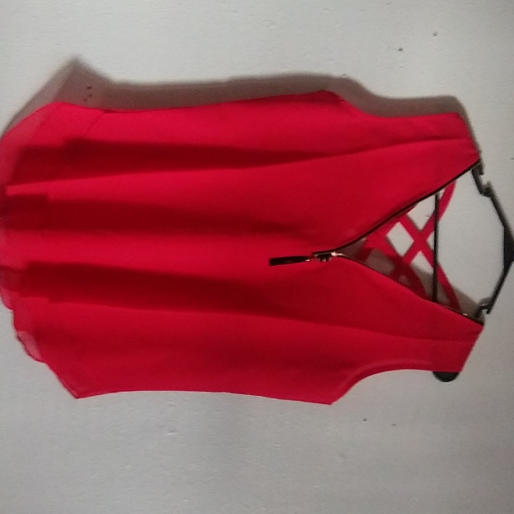 Sleeveless chiffton